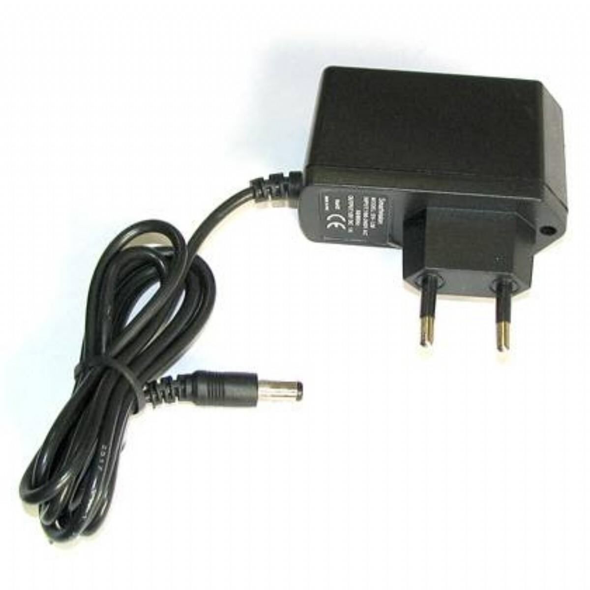 9 VOLT 1 AMPER PLASTİK KASA ADAPTÖR