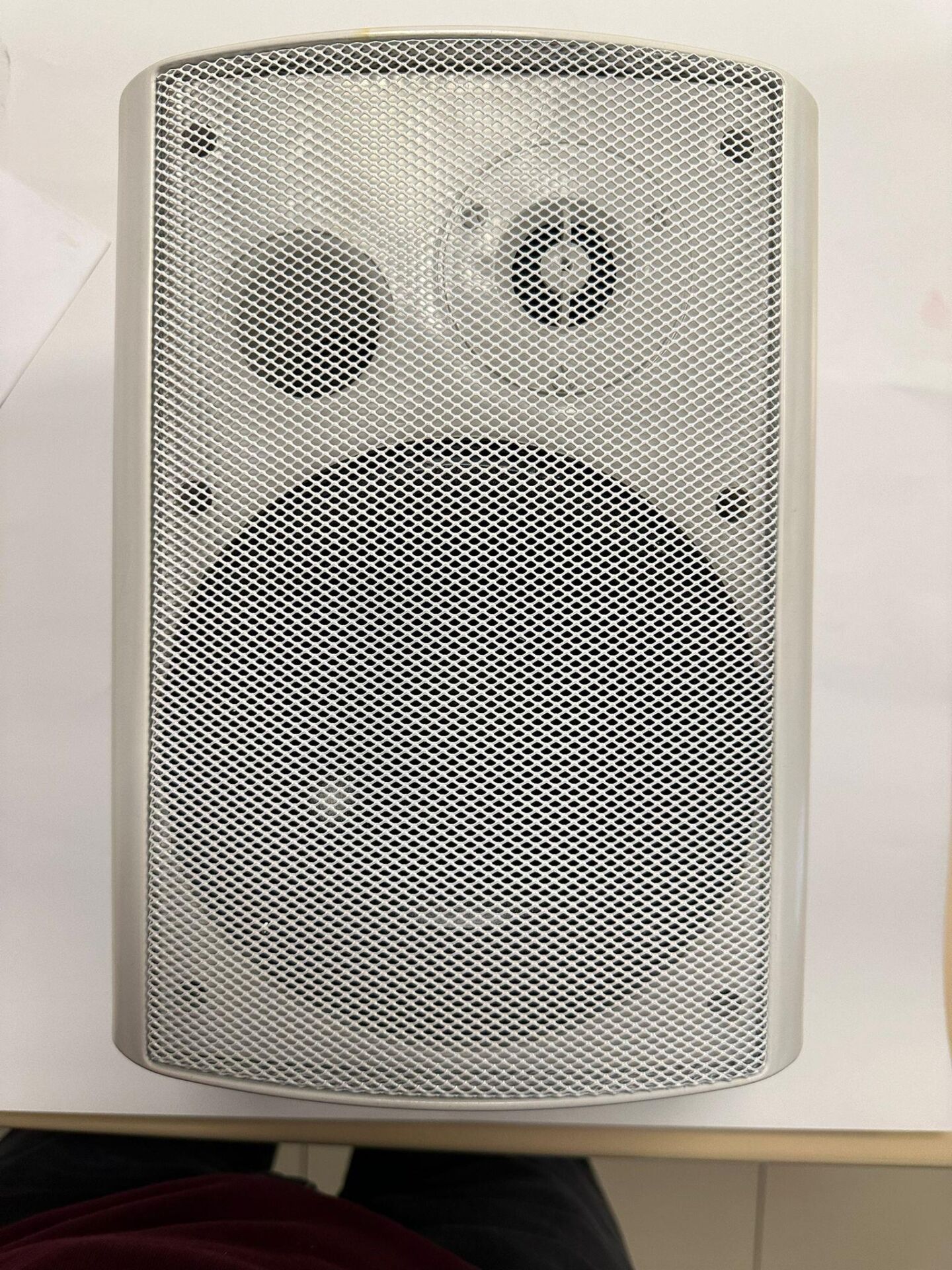 UNIVERSAL FX-6 TRAFOLU 6 INÇ  DUVAR TİPİ 215x195x295  EBAT BEYAZ KASA HOPÖRLÖR