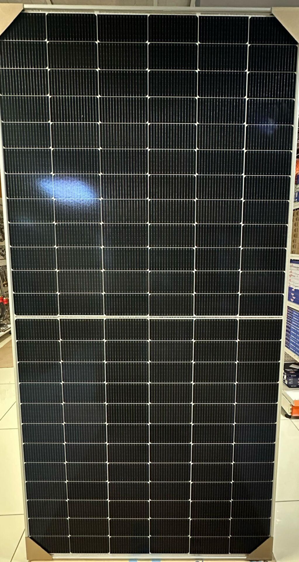 GÜNEŞ PANELİ 600 WATT 16BB 144TN 16BB TOPCON HALF CUT -113X227 CM TOMMATECH